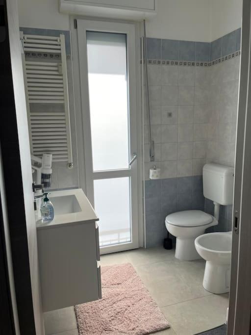 La Casa Tra I Tigli Apartment Turin Bagian luar foto